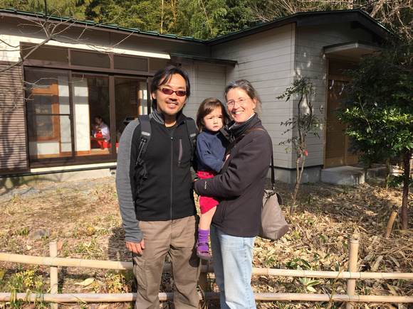 Keisuke, Ena, Sarah, local shrine